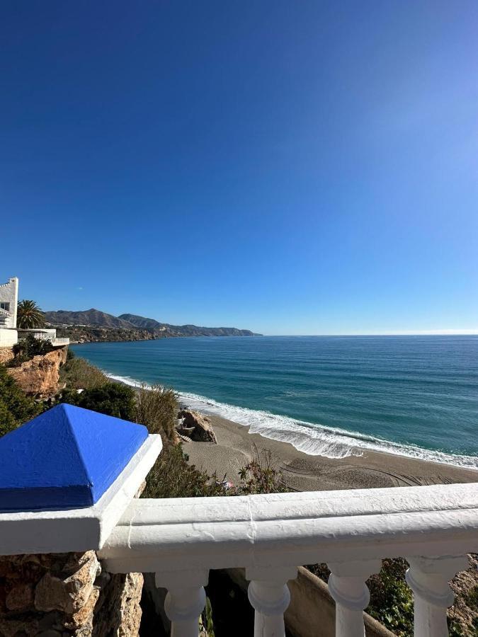 Tiyoweh Apartment Nerja Exterior foto