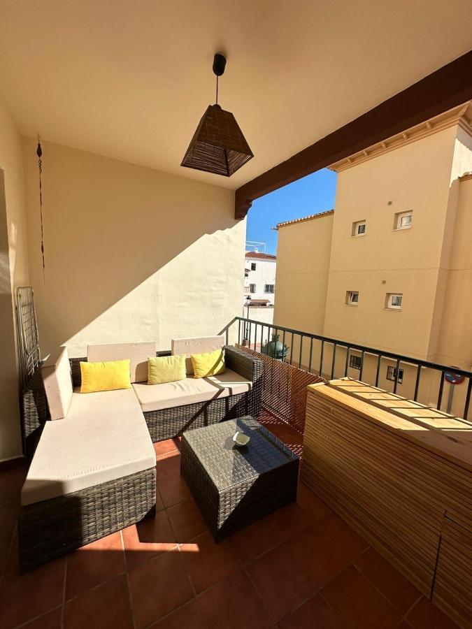 Tiyoweh Apartment Nerja Exterior foto