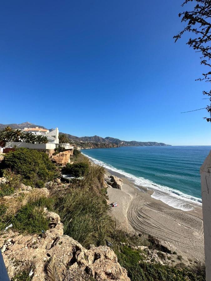 Tiyoweh Apartment Nerja Exterior foto
